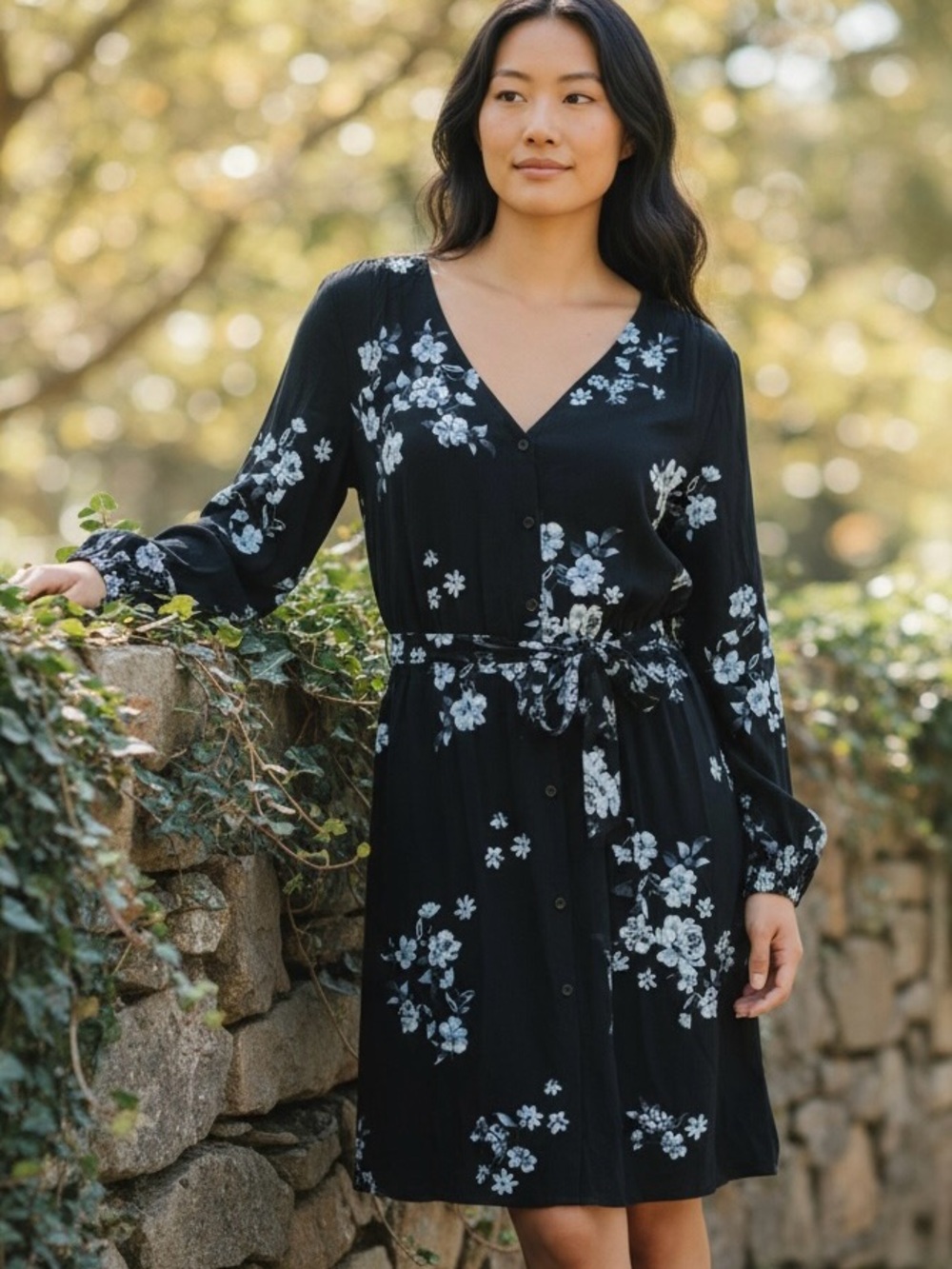 GAP Cottagecore Floral Dress Knee Length Long Sleeve V Neckline Belted SZ Medium